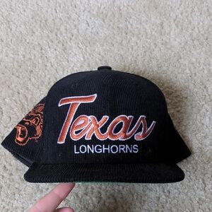 Mitchell & Ness UT Corduroy Hat